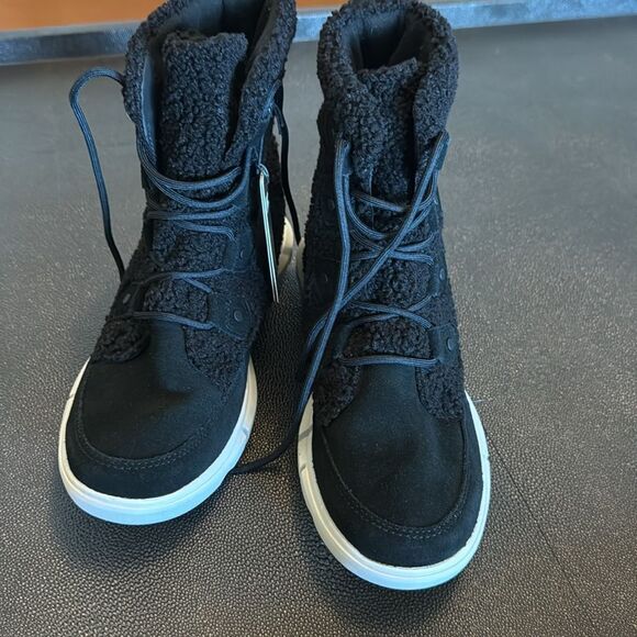 Sorel Explorer Next Joan Faux Shearling Black Boots size 8.5 - Picture 9 of 10